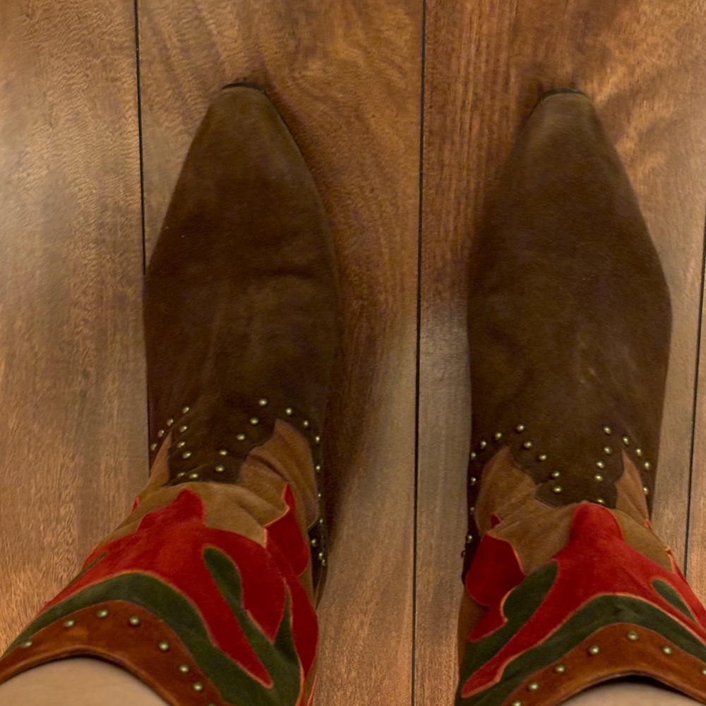 Worn Once Stuart Weitzman Boots Size 6-1/2 - image 1